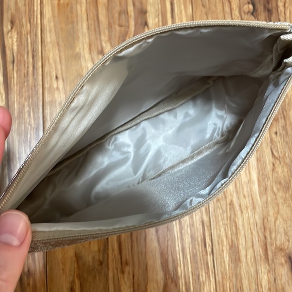 Free with purchase! Sephora Cosmetic Bag - Picture 5 of 5